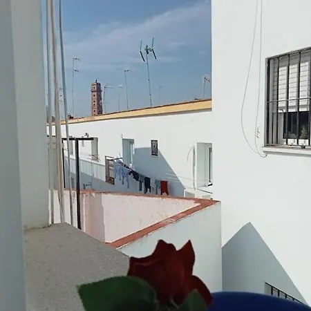 Apartment 2bdr Y 1 Salon Bonito Y Practico En La Muralla